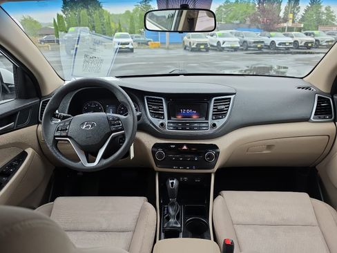 Used 2018 Hyundai Tucson SE AWD/4WD image 19