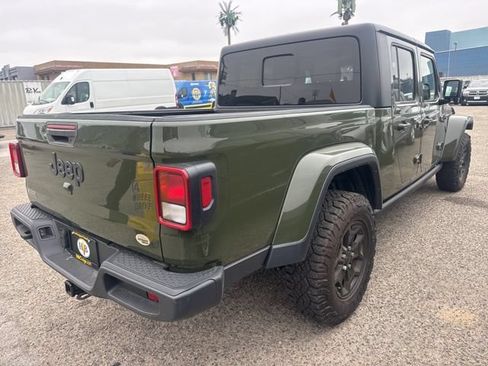 Used 2022 Jeep Gladiator Sport AWD/4WD image 4