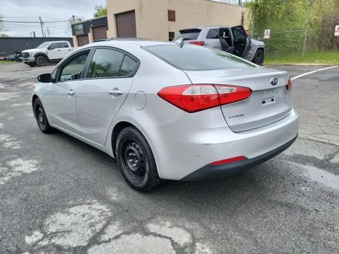 Used 2015 Kia Forte LX FWD image 7