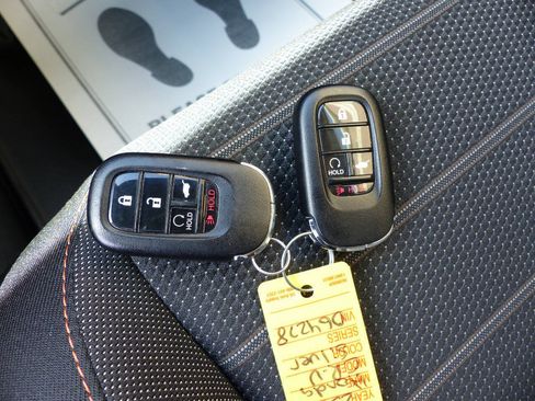 Used 2025 Honda CR-V Sport image 37