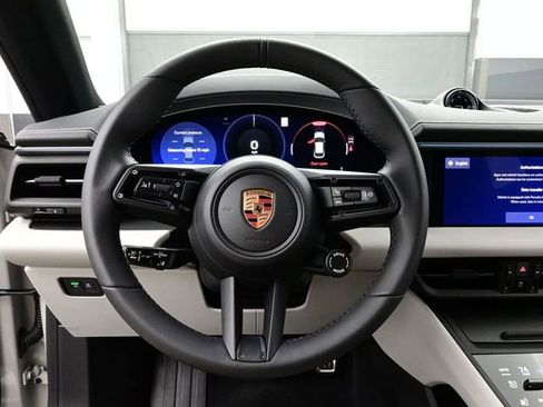 New 2026 Porsche Macan 4S Electric AWD/4WD image 8