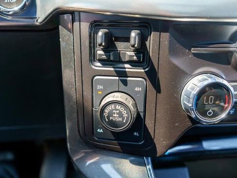 Used 2021 Ford F150 Lariat w/ Equipment Group 502A High AWD/4WD image 33