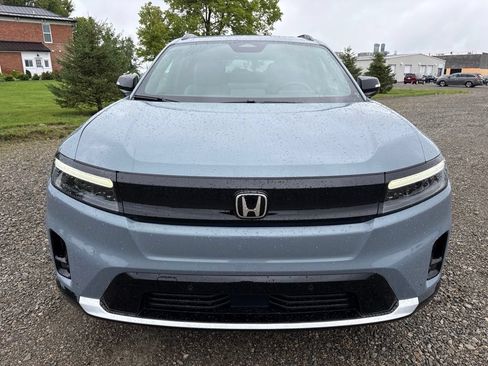 Used 2024 Honda Prologue Touring image 2