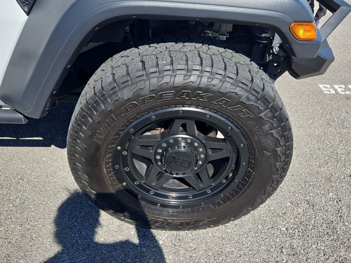 Used 2020 Jeep Gladiator Sport w/ Quick Order Package 24S AWD/4WD image 9