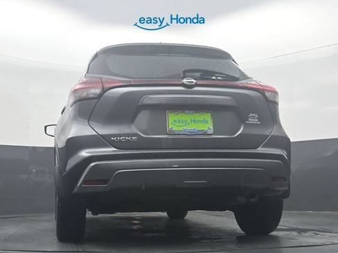 Used 2024 Nissan Kicks S FWD image 31