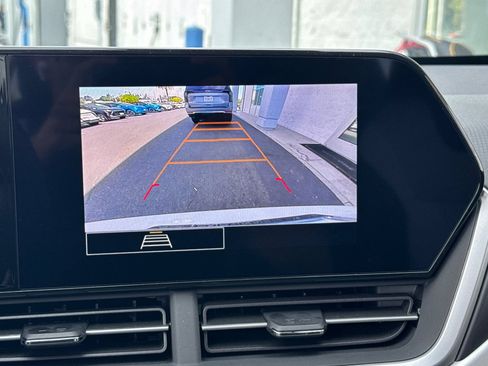 Used 2026 Chevrolet Trax LS FWD image 27