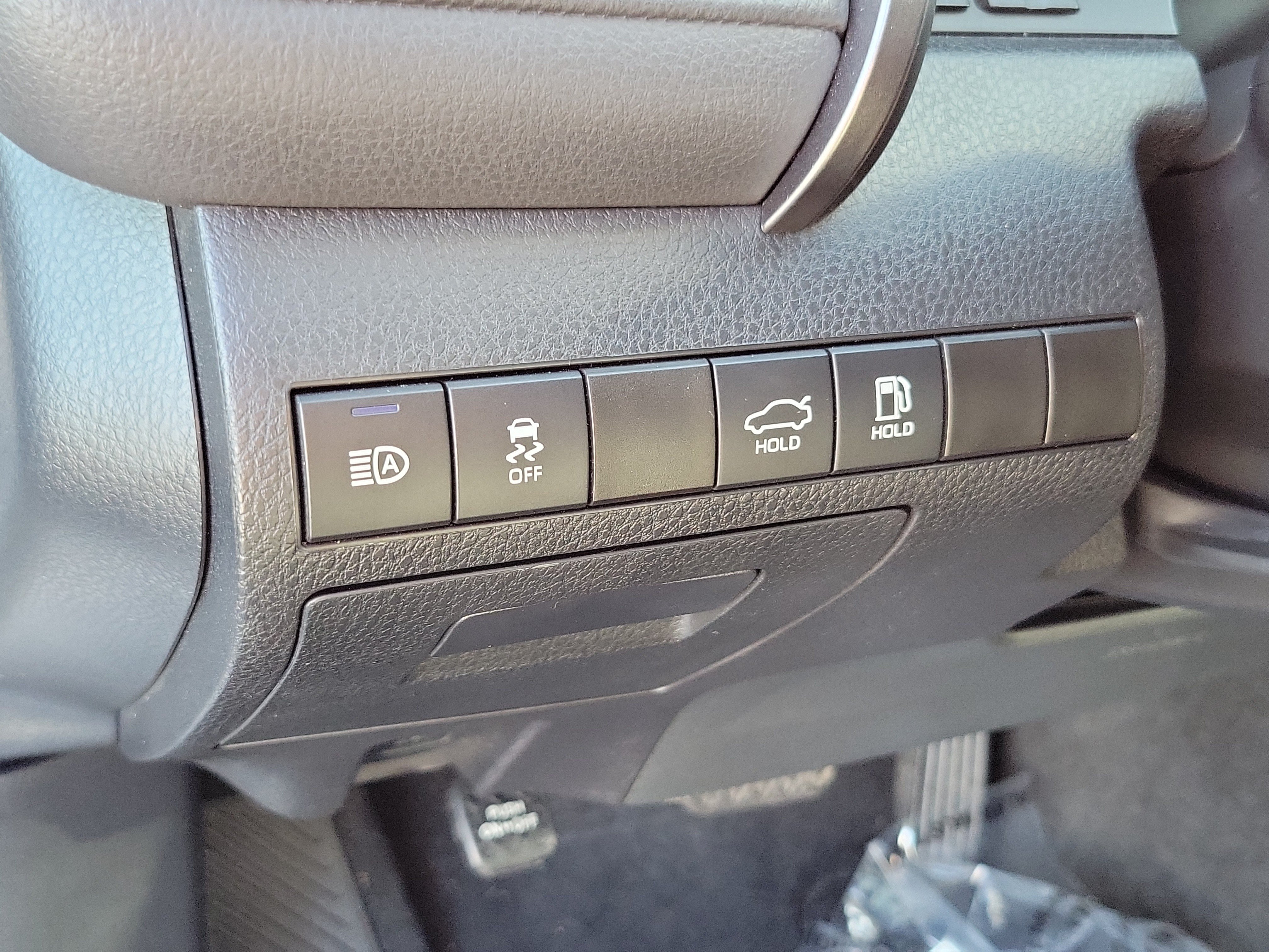 Certified 2024 Toyota Camry SE FWD image 17