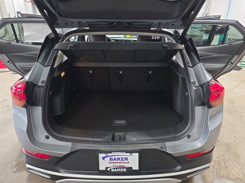 Used 2023 Buick Encore GX Select image 12