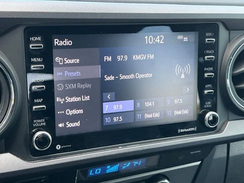 Used 2021 Toyota Tacoma TRD Off-Road w/ Technology Package image 18