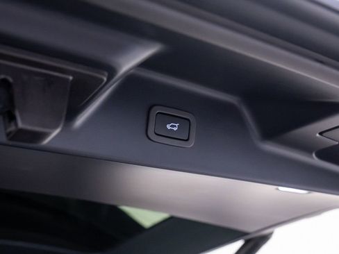 Used 2021 Land Rover Range Rover Westminster Edition image 37