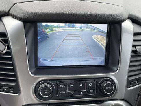 Used 2019 Chevrolet Tahoe LT w/ Luxury Package RWD image 25