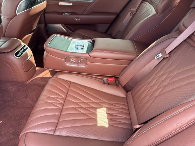 Used 2026 Genesis G90 3.5T AWD/4WD image 9