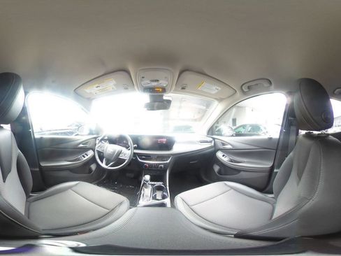 Used 2025 Buick Encore GX Preferred FWD image 40