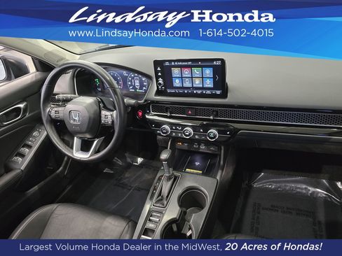 Certified 2024 Honda Civic Touring image 9