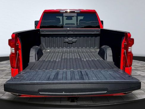 Used 2023 Chevrolet Silverado 1500 RST w/ Convenience Package II AWD/4WD image 9