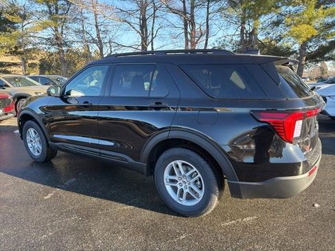 New 2026 Ford Explorer Active image 5