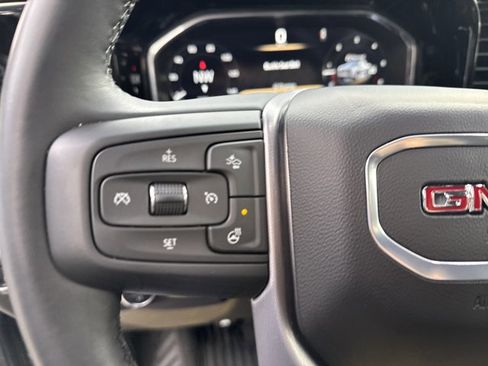 Used 2024 GMC Sierra 1500 Elevation image 19