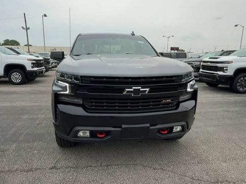 Used 2021 Chevrolet Silverado 1500 LT Trail Boss w/ Convenience Package II AWD/4WD image 3