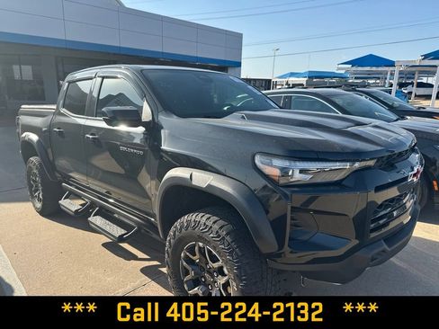 Used 2024 Chevrolet Colorado ZR2 w/ ZR2 Convenience Package III AWD/4WD image 13