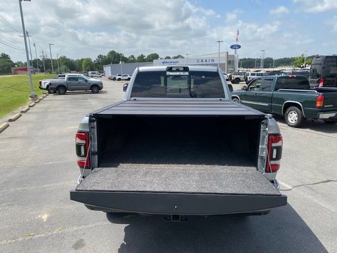 Used 2022 RAM 2500 Laramie AWD/4WD image 8