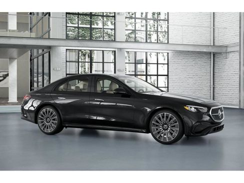 New 2026 Mercedes-Benz E 450 4MATIC Sedan image 13