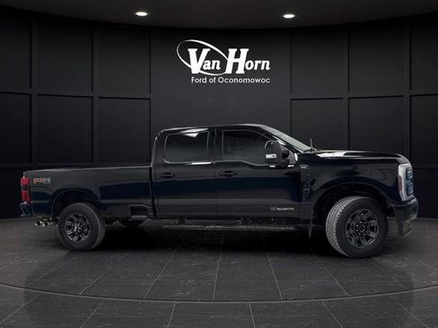 Used 2024 Ford F250 Lariat w/ Sport Appearance Package AWD/4WD image 2