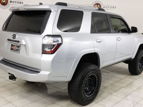 Used 2021 Toyota 4Runner SR5 Premium AWD/4WD image 3