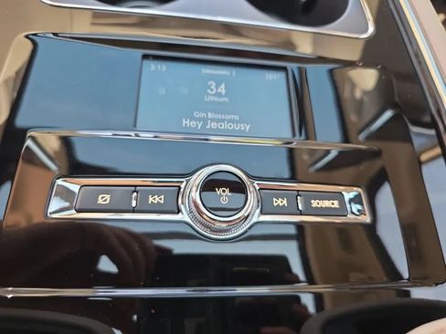 Used 2018 Lincoln Navigator Reserve w/ Technology Package AWD/4WD image 49