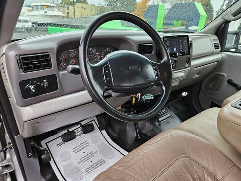 Used 1999 Ford F250 Lariat image 16