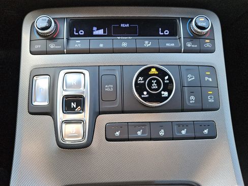 Used 2022 Hyundai Palisade Calligraphy image 10