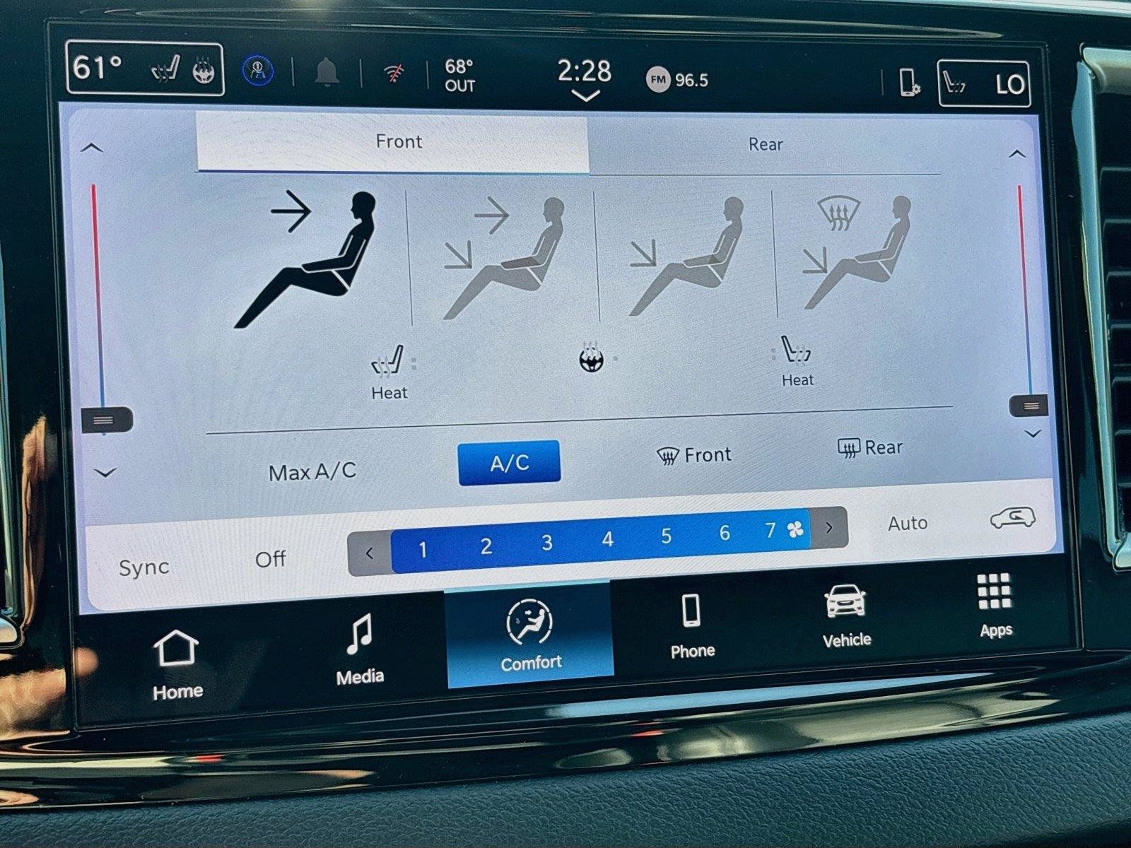 Certified 2025 Chrysler Pacifica Select FWD image 9