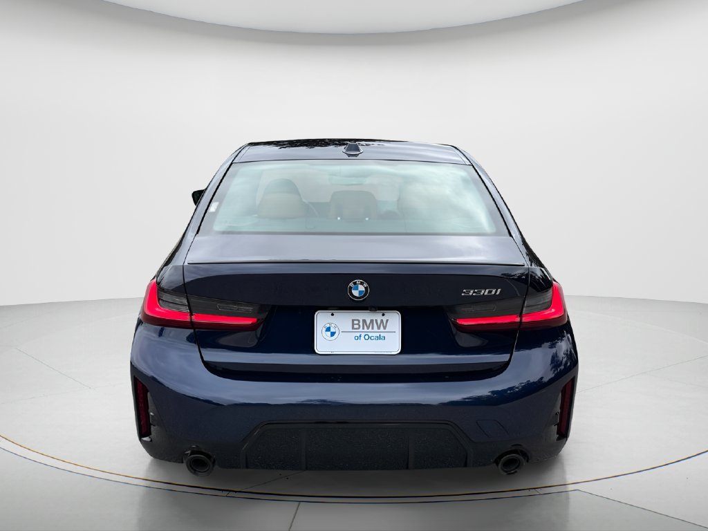 New 2026 BMW 330i Sedan w/ M Sport Package RWD image 6