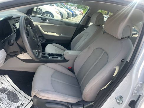 Used 2016 Hyundai Sonata SE FWD image 18