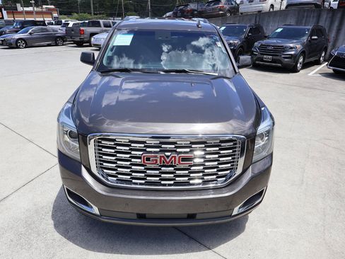 Used 2019 GMC Yukon XL Denali w/ Open Road Package AWD/4WD image 11