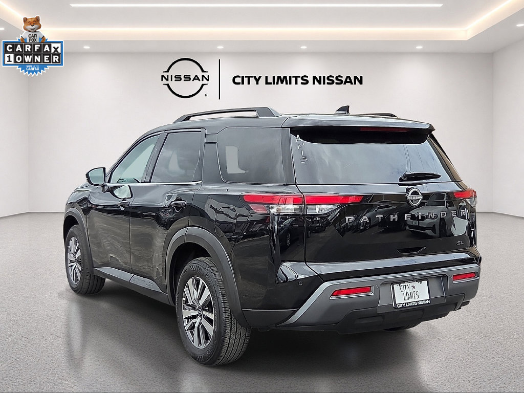 Used 2026 Nissan Pathfinder SL FWD image 4