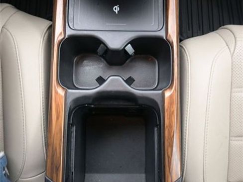 Used 2021 Honda CR-V Touring image 10