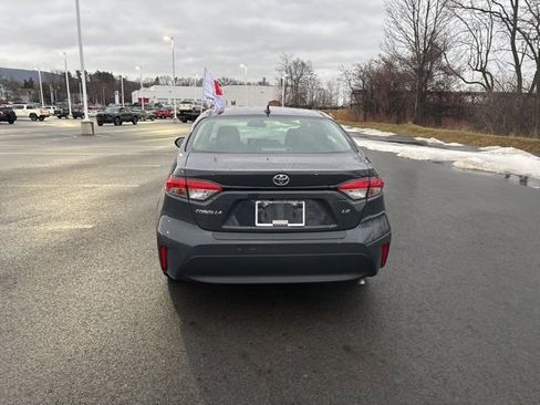 Certified 2024 Toyota Corolla LE image 4