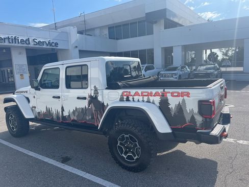 Used 2020 Jeep Gladiator Mojave image 3
