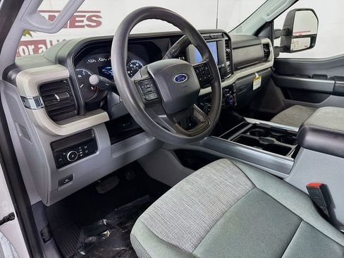 Used 2024 Ford F250 XLT w/ FX4 Off-Road Package AWD/4WD image 19