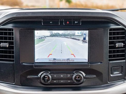 Used 2023 Ford F150 XLT AWD/4WD image 2