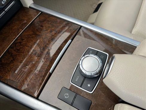 Used 2014 Mercedes-Benz E 350 Sedan image 17
