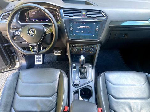 Used 2020 Volkswagen Tiguan SEL Premium R-Line image 26