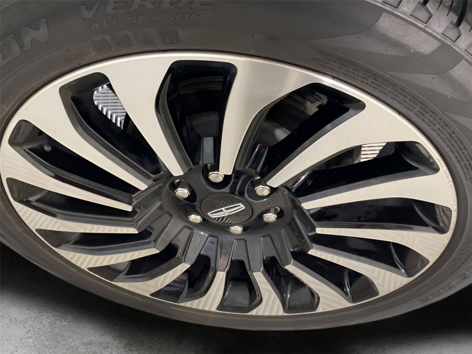 Used 2023 Lincoln Navigator Black Label AWD/4WD image 9