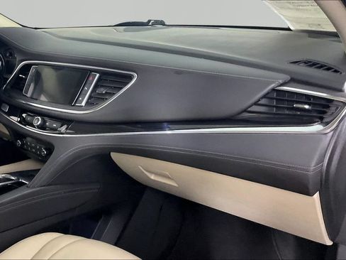 Certified 2019 Buick Enclave Premium FWD image 24