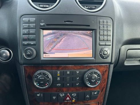 Used 2010 Mercedes-Benz ML 350 BlueTEC 4MATIC image 37