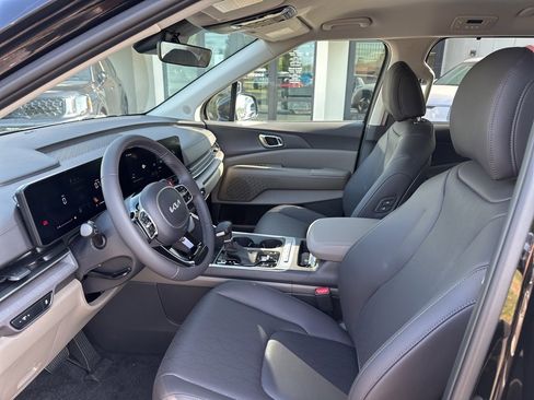 New 2026 Kia Carnival EX image 30