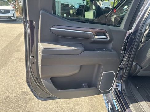 Used 2022 GMC Sierra 1500 SLT w/ SLT Premium Plus Package AWD/4WD image 30
