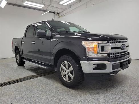 Used 2019 Ford F150 XLT w/ XTR Package image 2