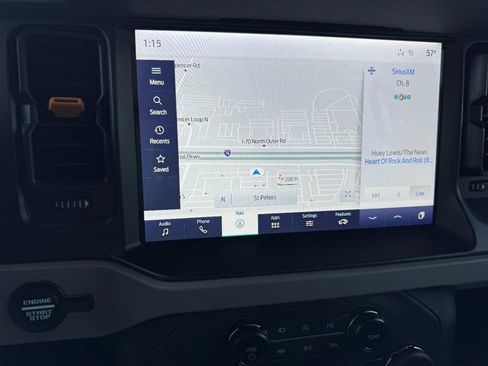 Used 2023 Ford Bronco Badlands image 19