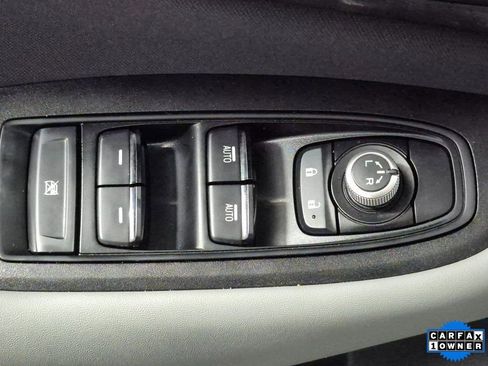 Used 2024 Subaru Outback Premium image 14